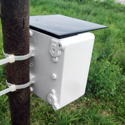 Aparat profesional impotriva mistretilor, iepurilor, cerbilor, caprioarelor VADALARM PRO Aparat profesional impotriva mistretilor, iepurilor, cerbilor, caprioarelor VADALARM PRO